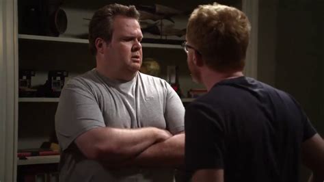 Modern Family 1x11 .